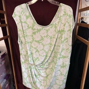 Alfani plus White green floral size 2X